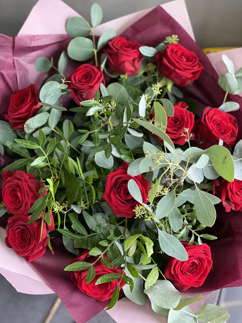 Dozen Red Roses - Image 2