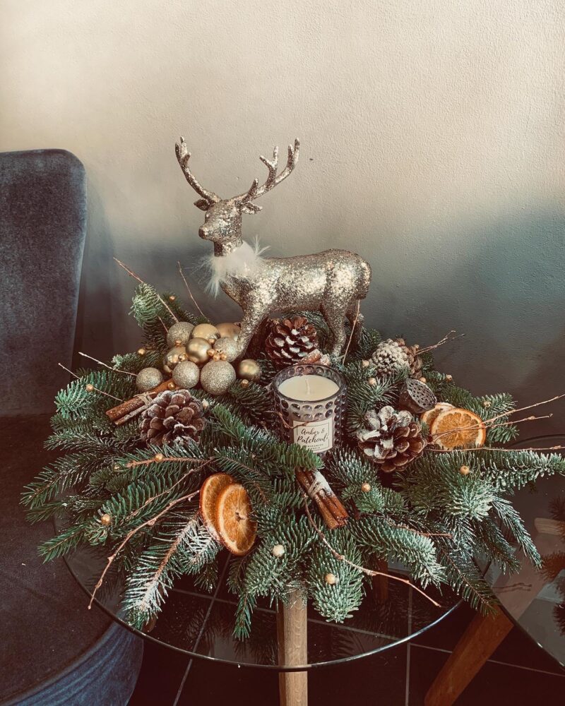 Table Decoration with Reindeer